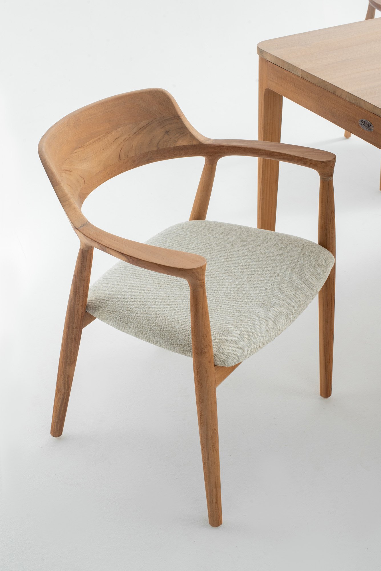 EXTENSION INDOOR DINING TABLE&HIROSHIMA CHAIR Thumbnail